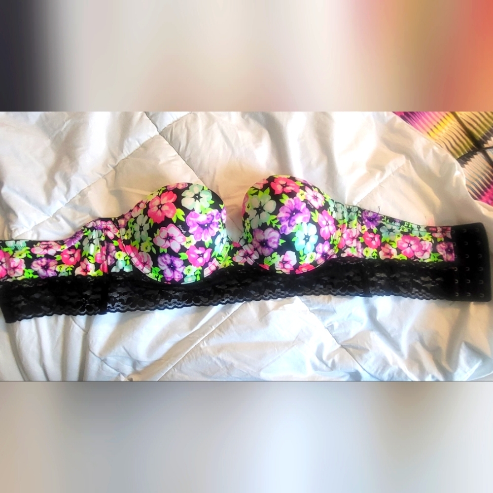 Victoria's Secret Pink Bustier Bra size 36C